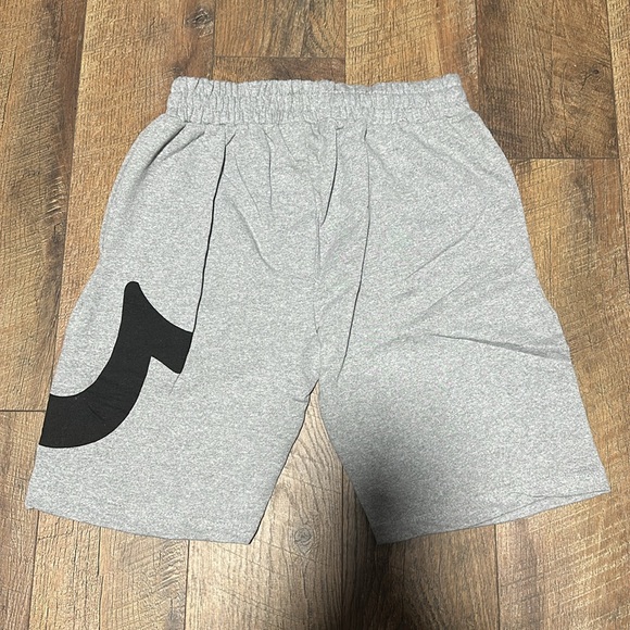 True Religion Shorts - Picture 3 of 3